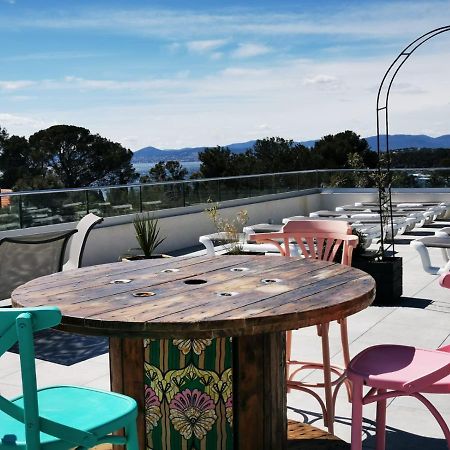 Mobil Home Neuf Camping L Ile Dor Plage St Raphael Avec Piscine Saint-Raphaël Kültér fotó