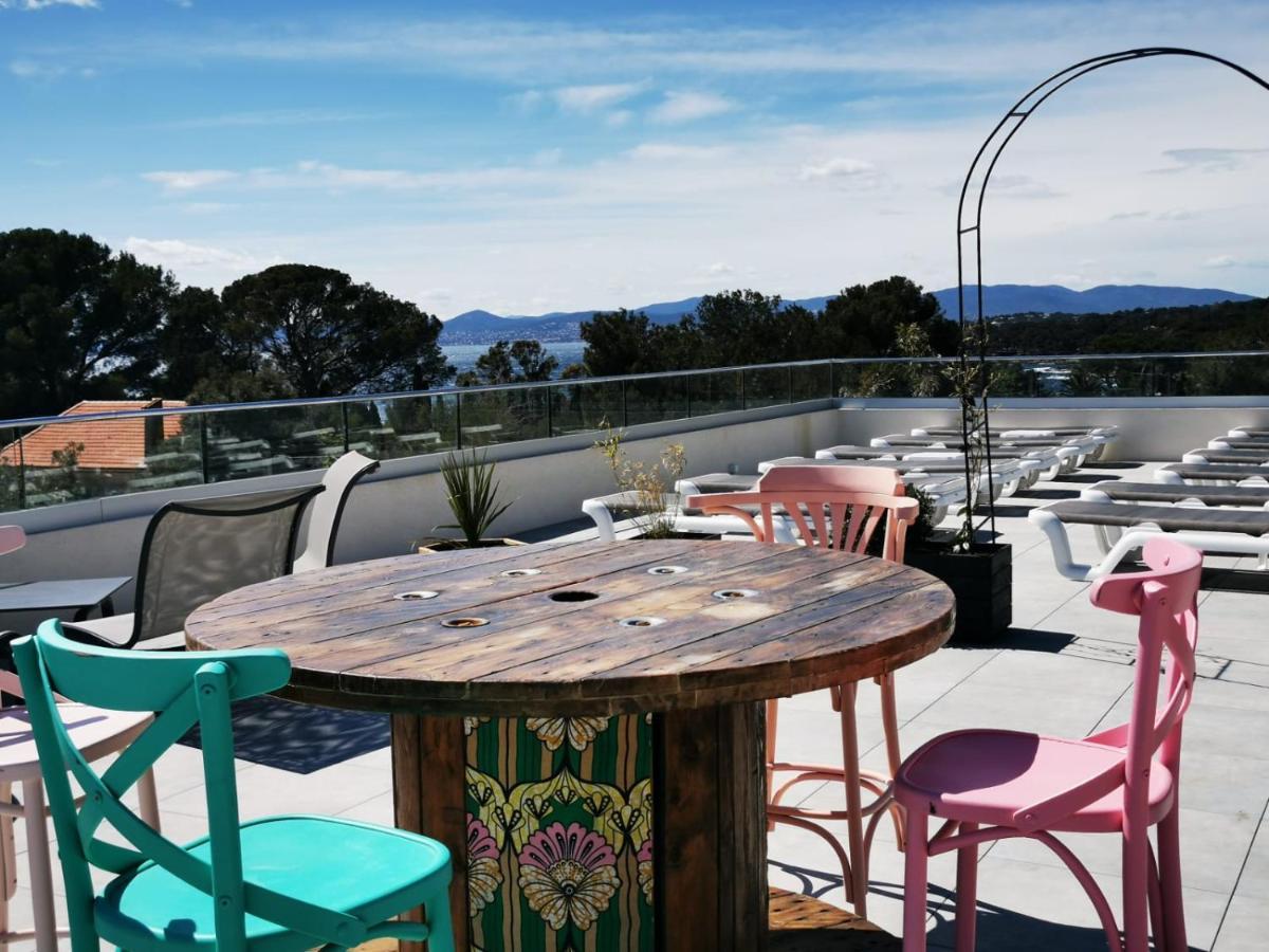 Mobil Home Neuf Camping L Ile Dor Plage St Raphael Avec Piscine Saint-Raphaël Kültér fotó