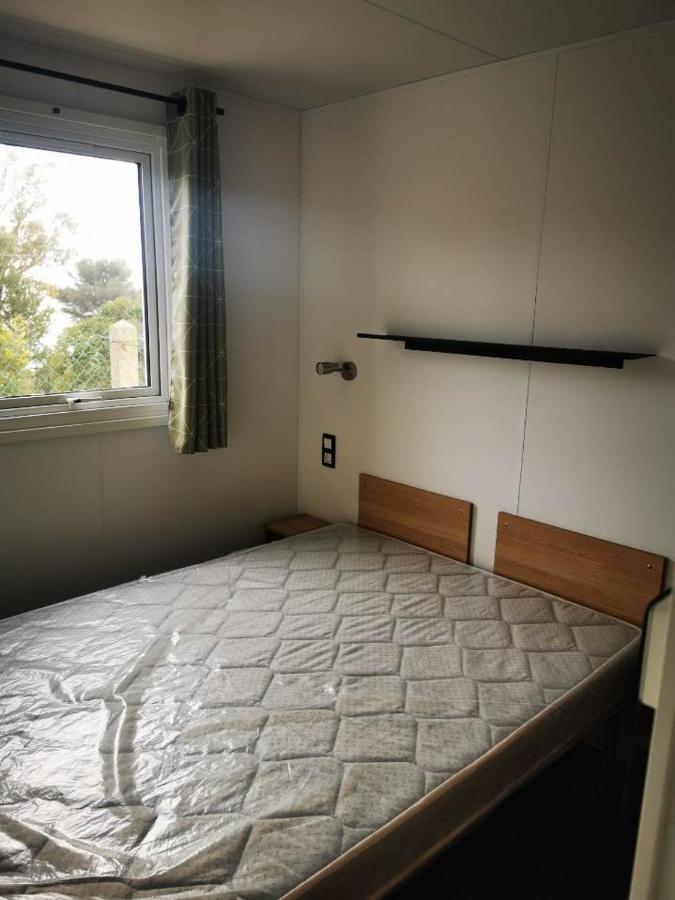 Mobil Home Neuf Camping L Ile Dor Plage St Raphael Avec Piscine Saint-Raphaël Kültér fotó